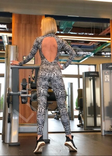 2312 Yılan Desen Sırtı Açık Uzun Kollu Spor Tulum