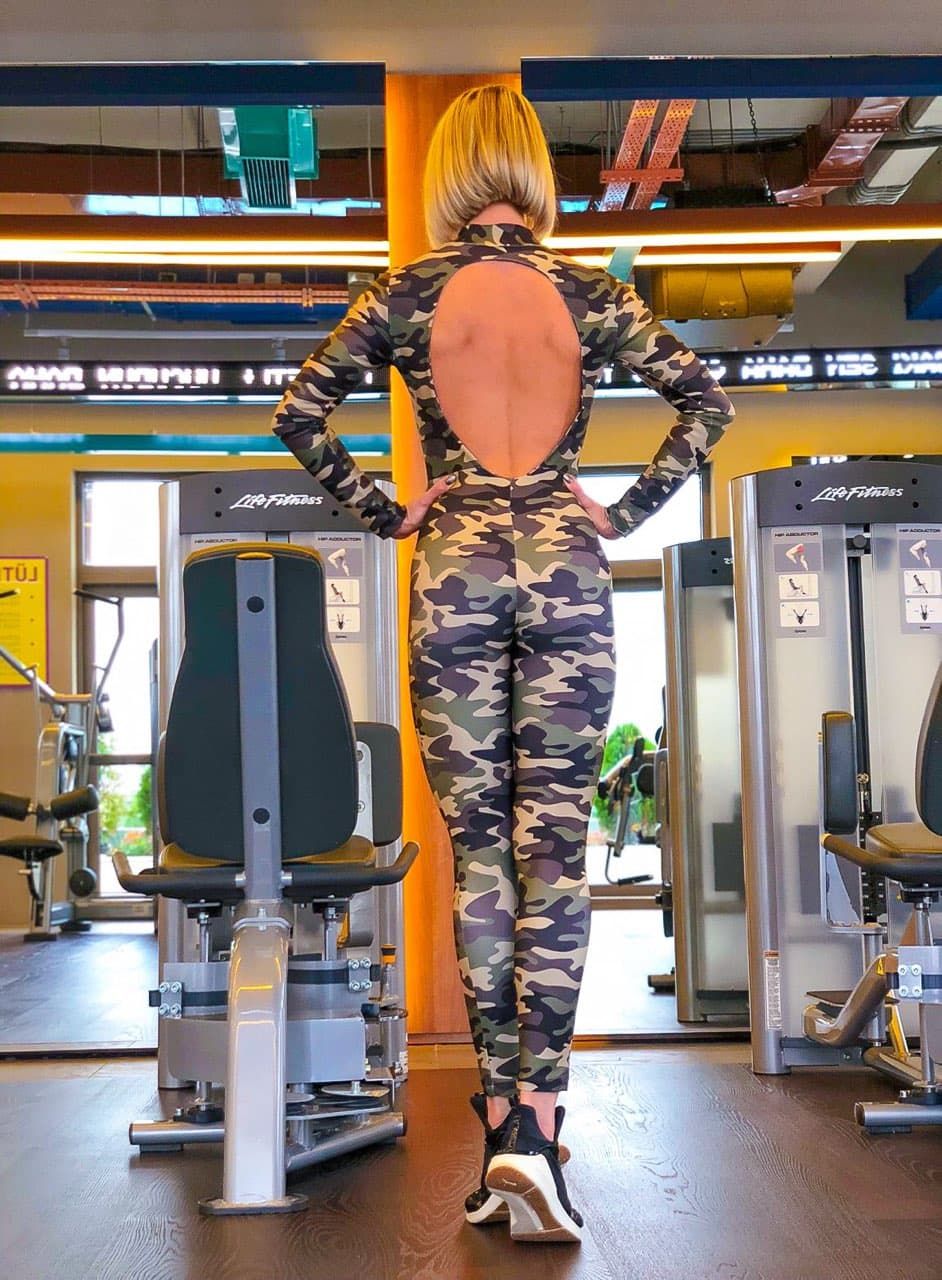Kamuflaj Desen Sırtı Açık Uzun Kollu Spor Tulum